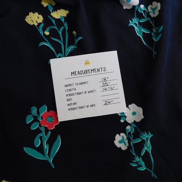 DRAPER JAMES Tisdale Navy Blue Floral Dress Tie Neck Ruffle Shoulders Size 8 - Picture 12 of 12